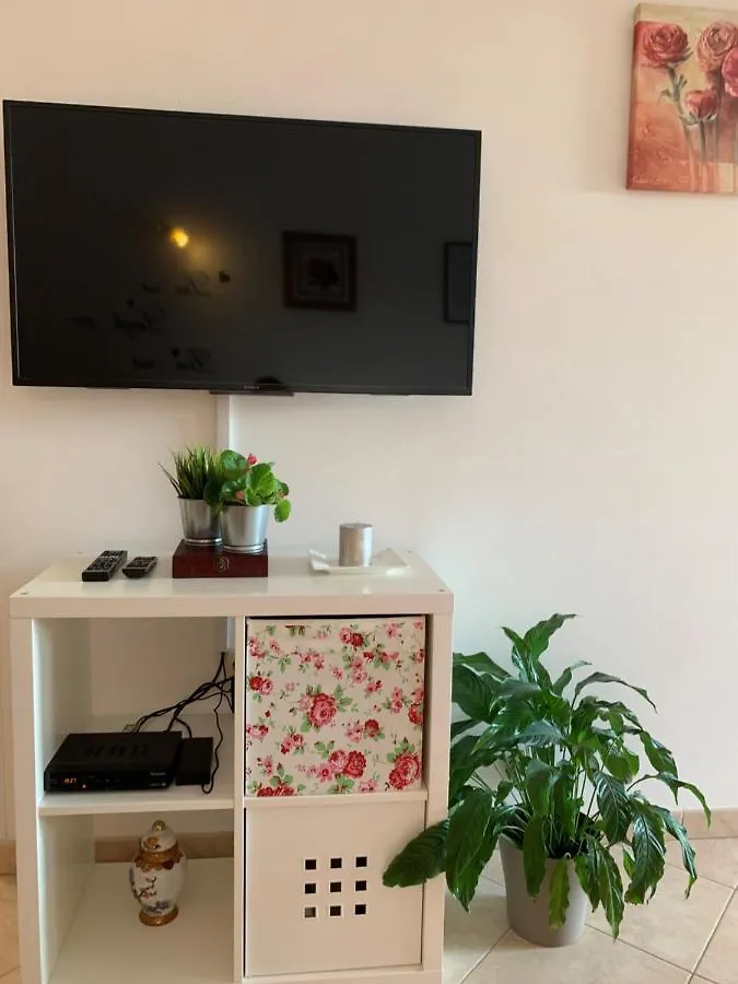 アパート Villa Ulika - 3 Apt For 4 Persons プーラ